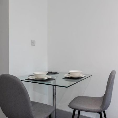 Amazing 1 Bedroom Apartment Leeds Leeds  Exterior photo